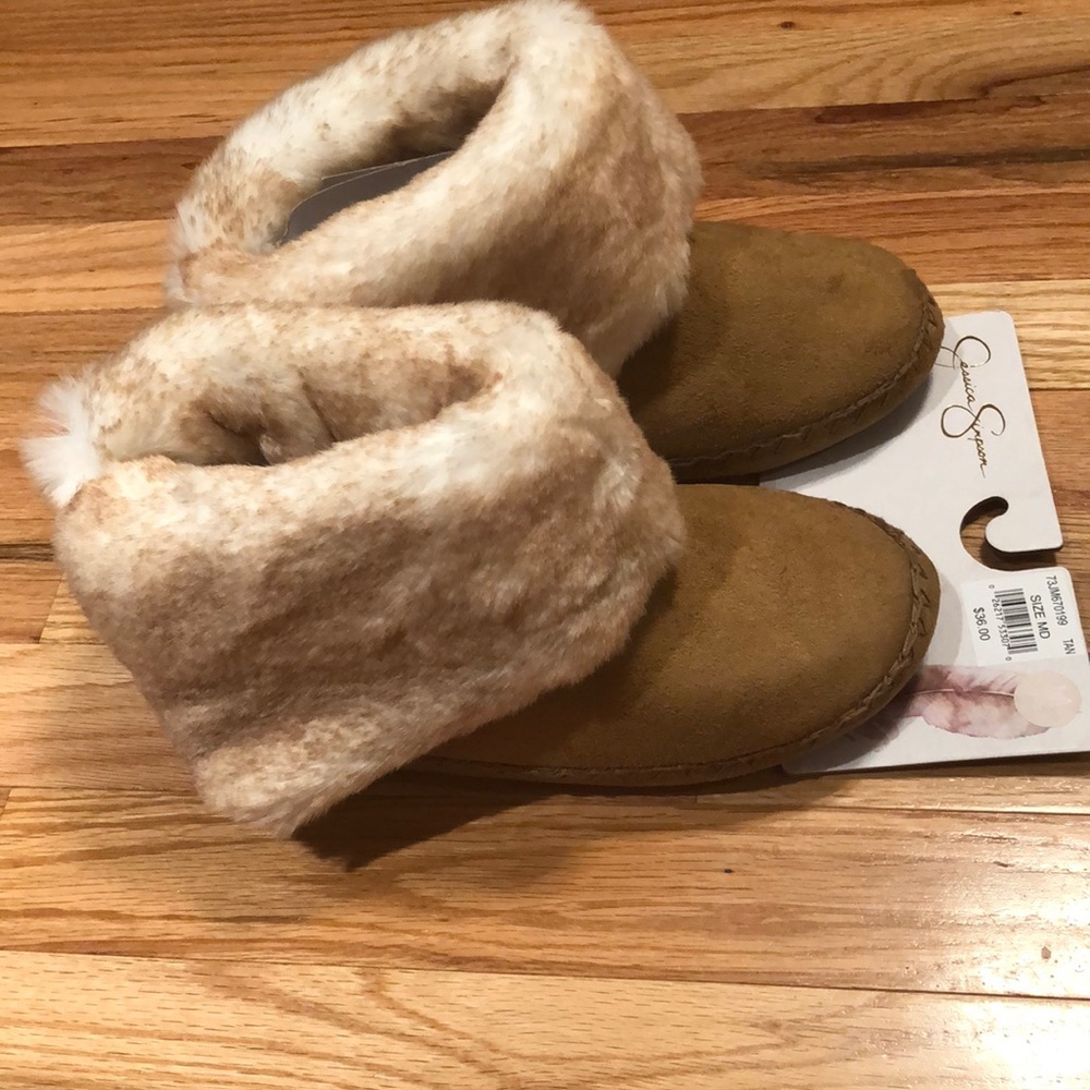 Jessica Simpson house shoes/all day comfort shoes